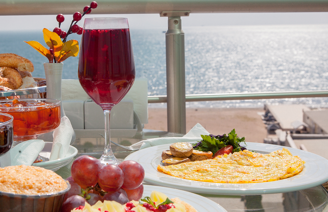 Food & Beverage Packages